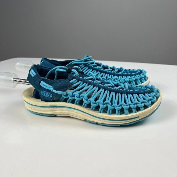 Keen Uneek sandals bungee cord hiking waterproof arch support women size 5 - Picture 1 of 10